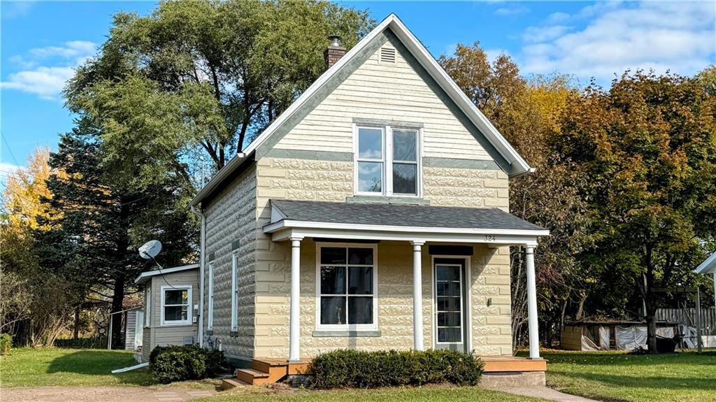 Photo of 324 Mead STREET, Eau Claire, WI 54703 (MLS # 1596841)