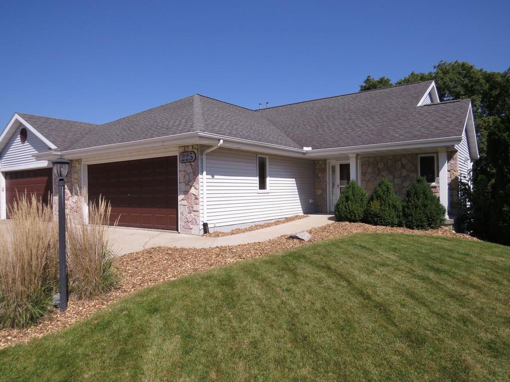 Photo of 225 East Haven DRIVE #B, Watertown, WI 53094 (MLS # 1940221)