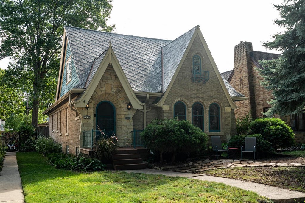 Photo of 3276 N 50th STREET, Milwaukee, WI 53216 (MLS # 1980578)