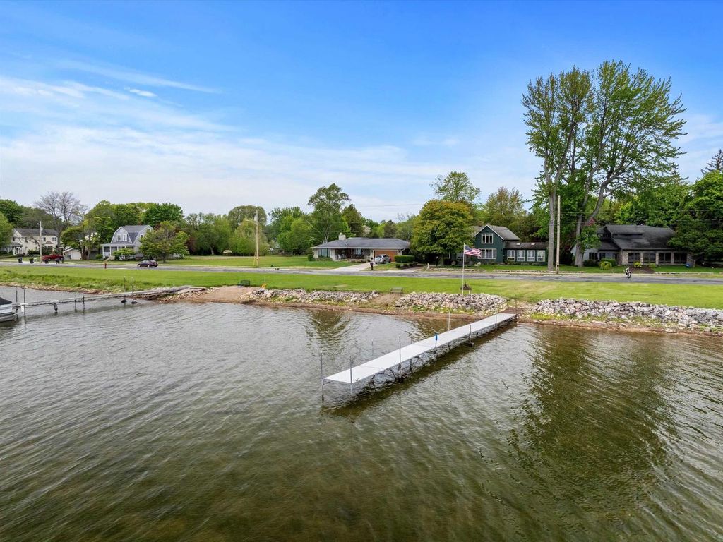 Photo of 1350 Memorial DRIVE, Sturgeon Bay, WI 54235 (MLS # 50320900)