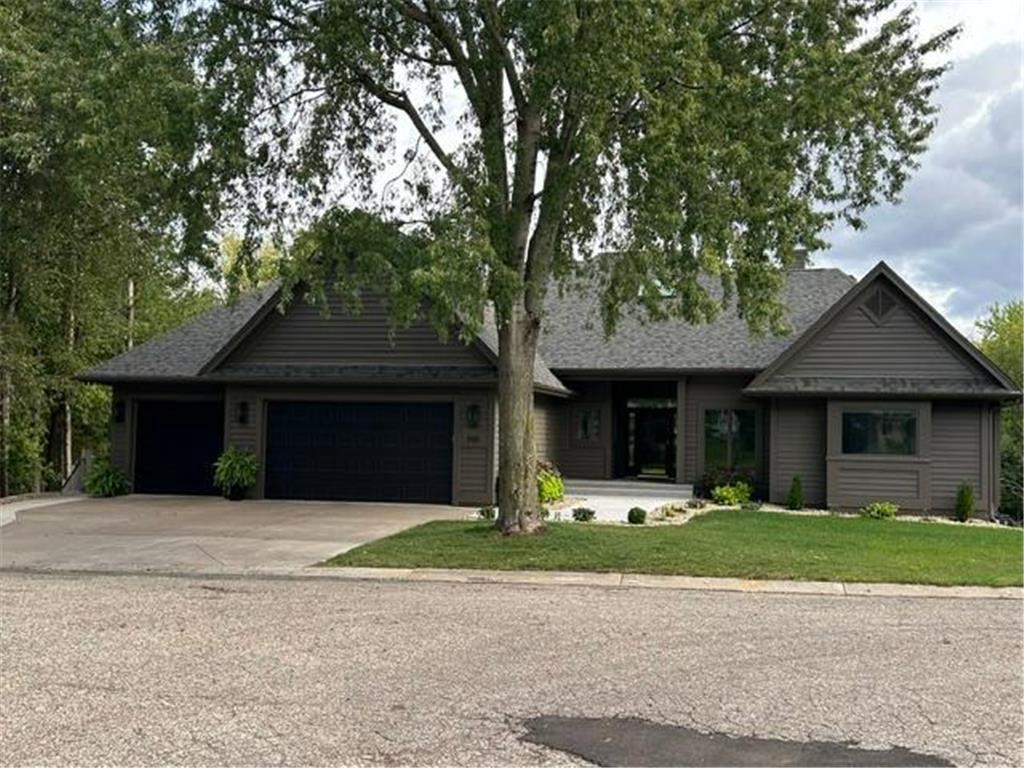 Photo of 550 Pine Ridge COURT, New Richmond, WI 54017 (MLS # 7147364)
