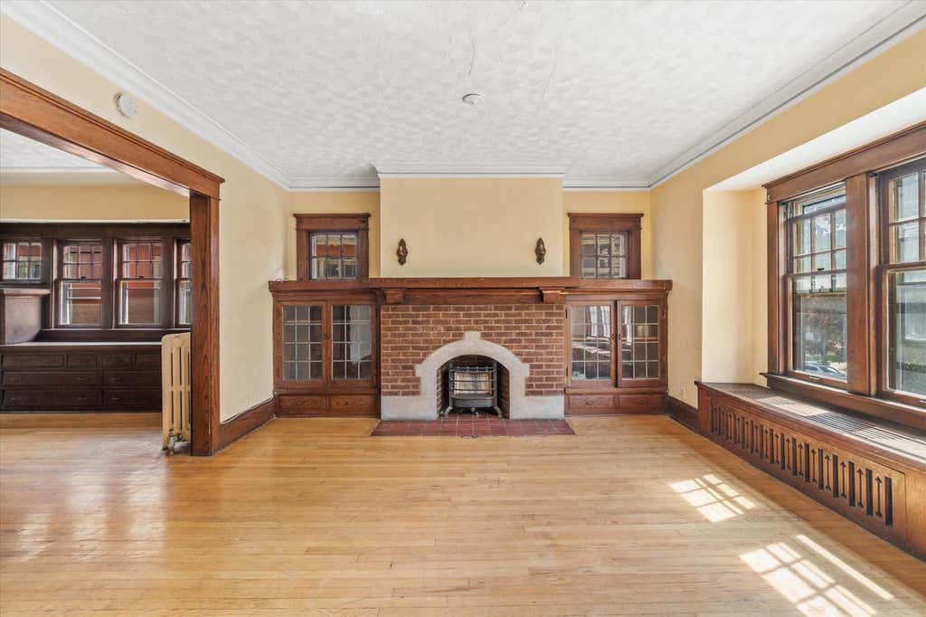 Photo of 2960 N Maryland AVENUE #2962, Milwaukee, WI 53211 (MLS # 1965004)