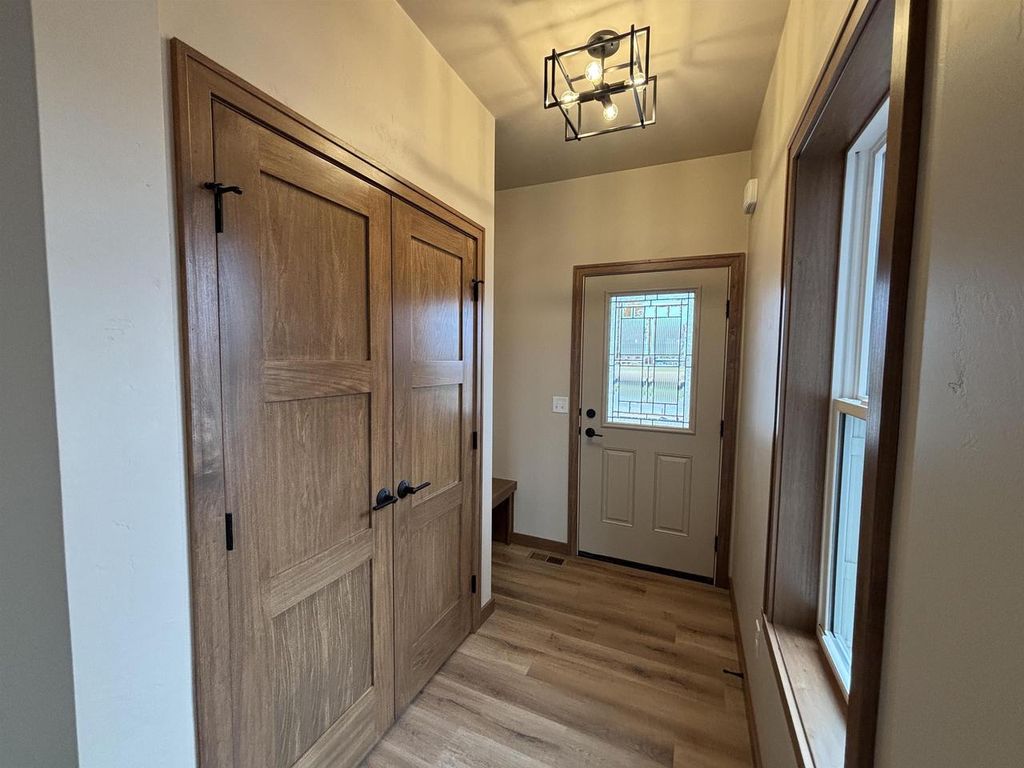 Photo of W6538 Breezy WAY, Appleton, WI 54915 (MLS # 50326814)