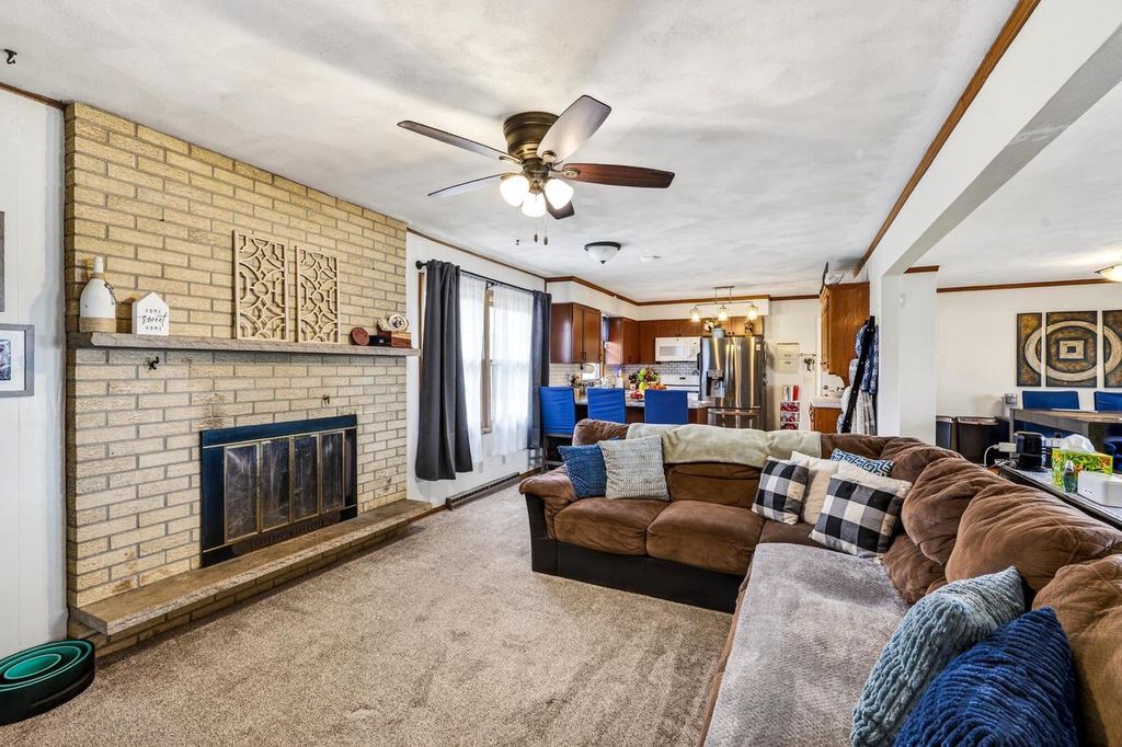 Photo of 1422 Diamond COURT, Sun Prairie, WI 53590 (MLS # 2019265)