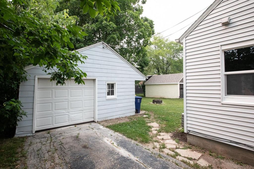 Photo of 1500 14th AVENUE, Green Bay, WI 54304 (MLS # 50329306)