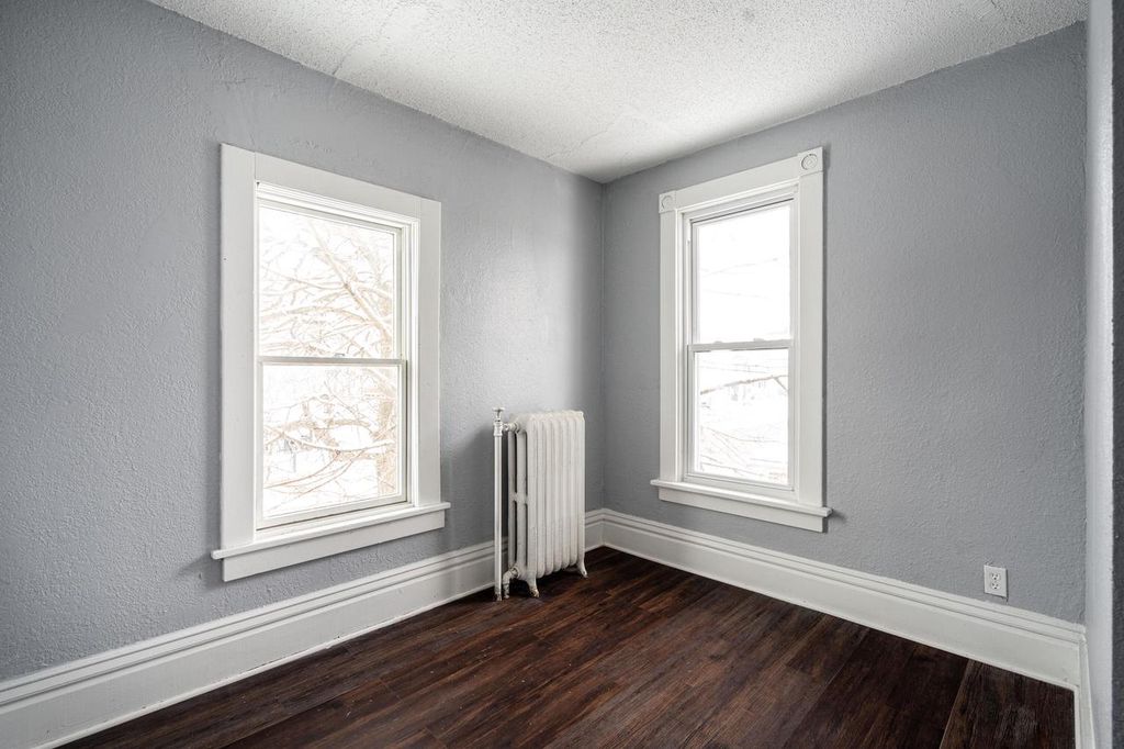 Photo of 824 W Minnesota AVENUE, South Milwaukee, WI 53172 (MLS # 1949524)