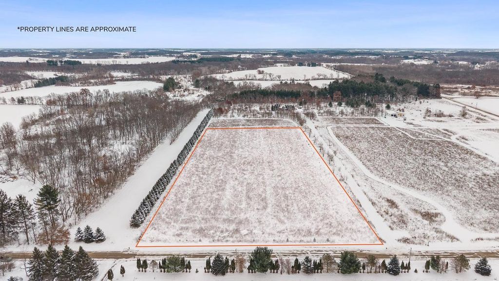Photo of N4376 Domes ROAD, Rio, WI 53960 (MLS # 2013755)