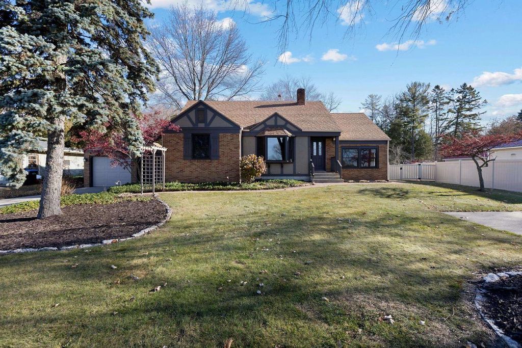 Photo of 1038 N 3rd AVENUE, Sturgeon Bay, WI 54235 (MLS # 50318646)