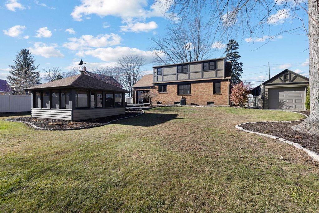 Photo of 1038 N 3rd AVENUE, Sturgeon Bay, WI 54235 (MLS # 50318646)