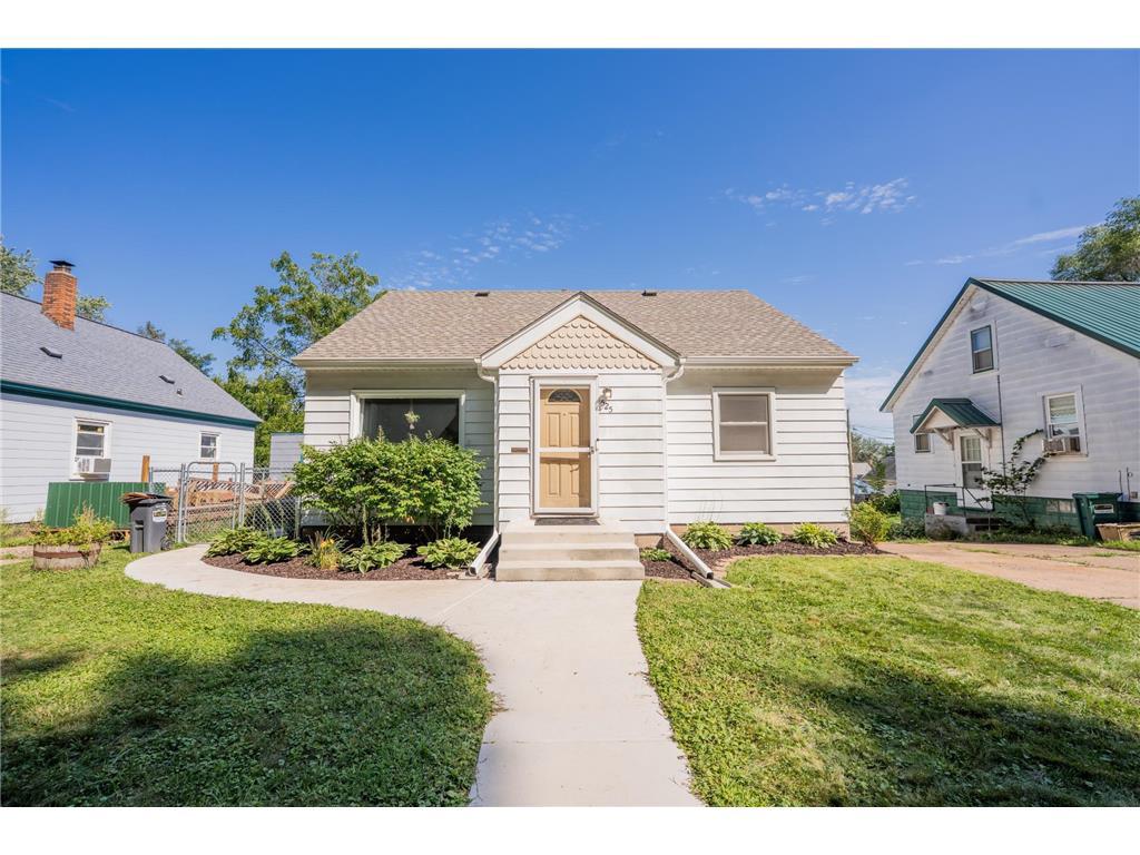 Photo of 525 Bergen AVENUE, Eau Claire, WI 54703 (MLS # 7136329)