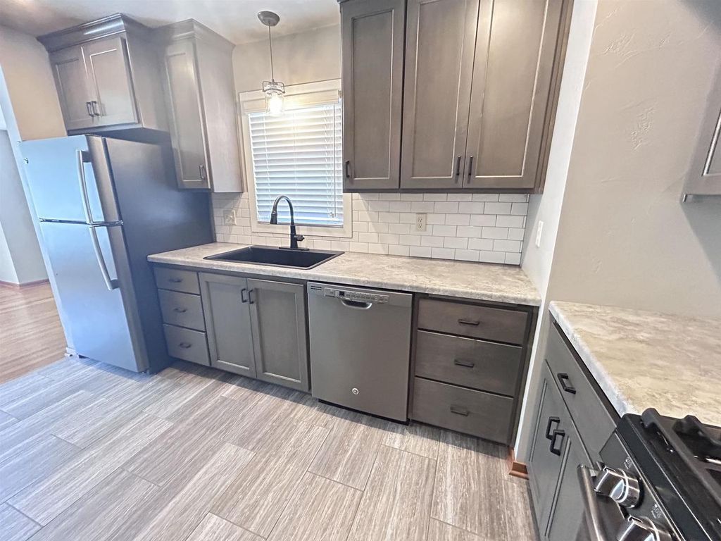 Photo of 1740 13th AVENUE, Green Bay, WI 54304 (MLS # 50325528)