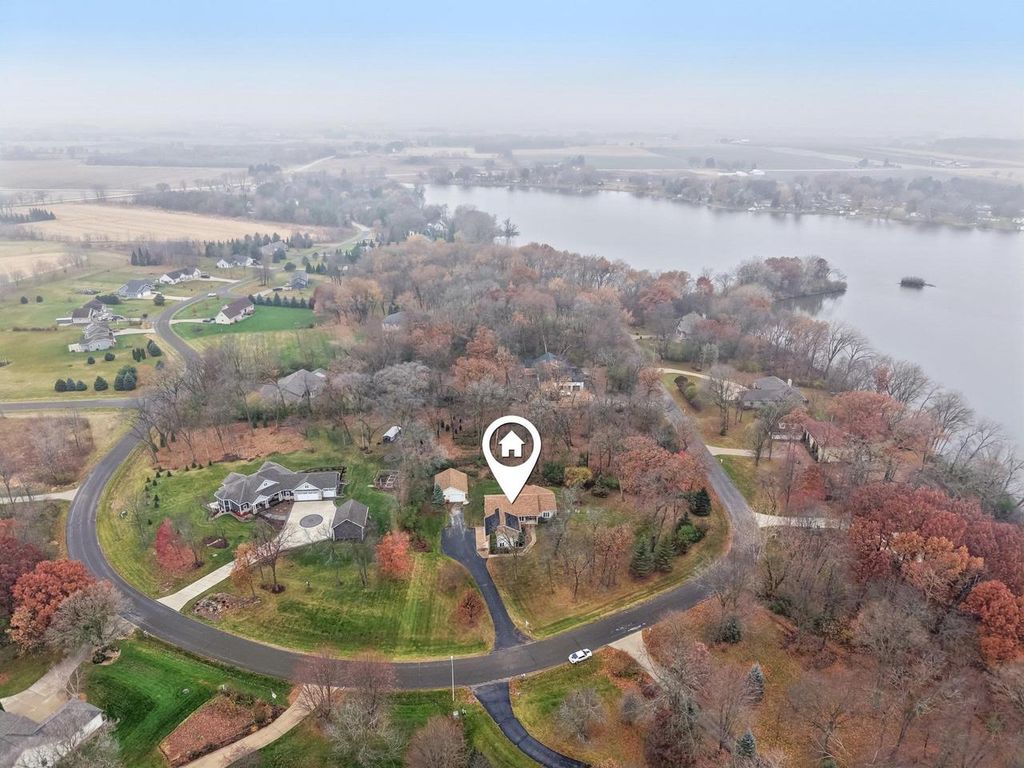 Photo of W9632 Rose CIRCLE, Beaver Dam, WI 53916 (MLS # 2012342)