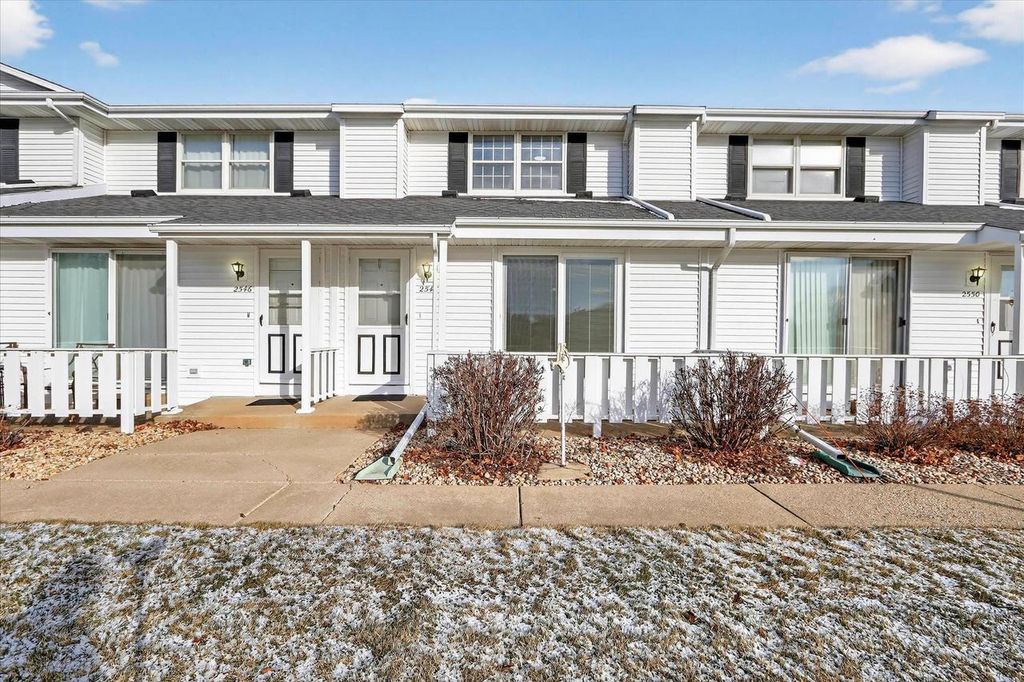 Photo of 2548 Liberty LANE, Janesville, WI 53545 (MLS # 2015011)