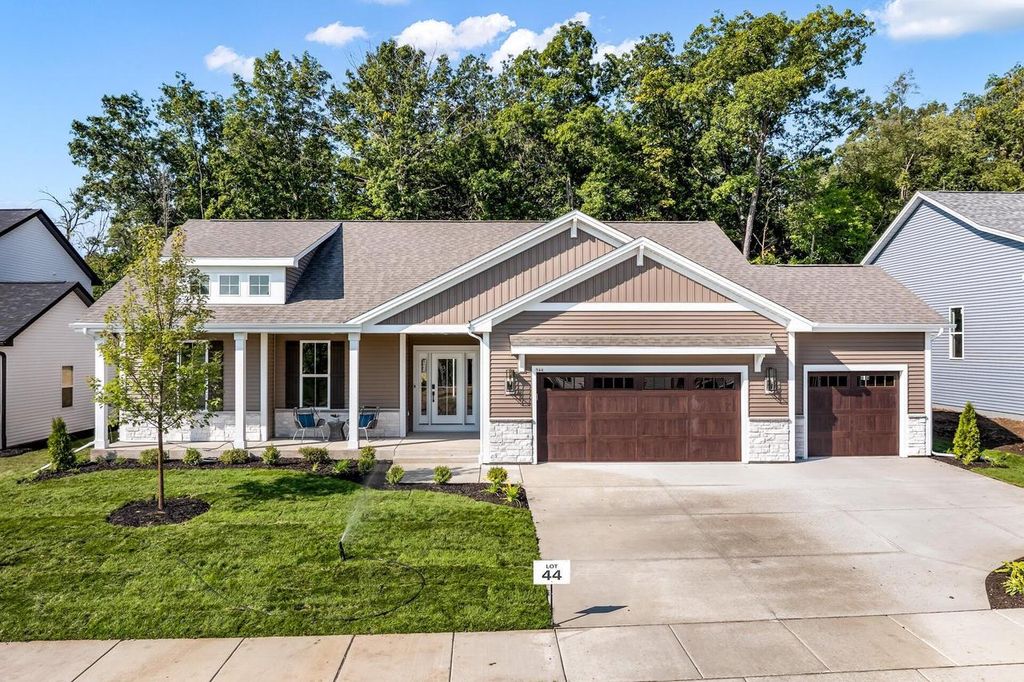 Photo of 544 Kiddle LANE, Union Grove, WI 53182 (MLS # 1946759)