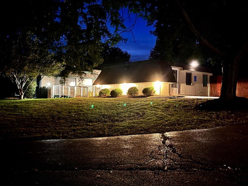 Photo of 108 E Oak Crest DRIVE #110, Wales, WI 53183 (MLS # 1937809)