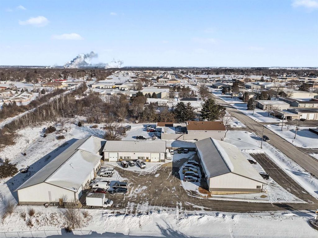 Photo of 2820-2834 S Bartells DRIVE, Beloit, WI 53511 (MLS # 2015331)