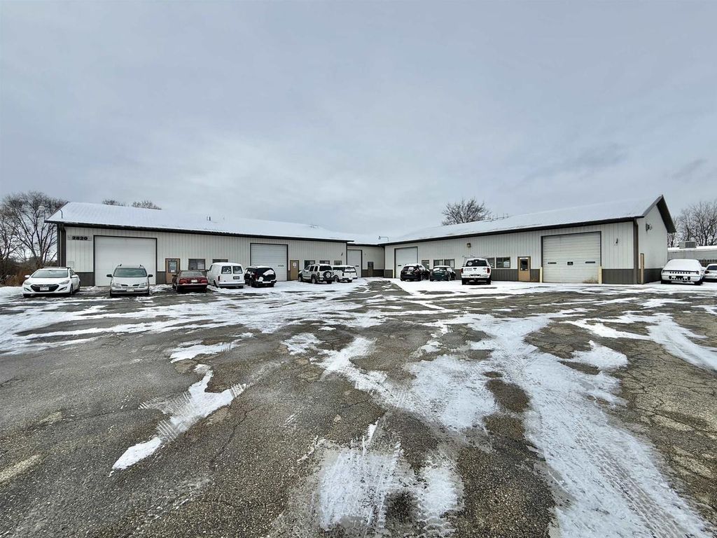 Photo of 2820-2834 S Bartells DRIVE, Beloit, WI 53511 (MLS # 2015331)