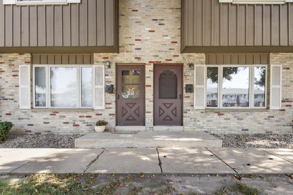 Photo of 9851 W Beloit ROAD, Milwaukee, WI 53227 (MLS # 1945485)