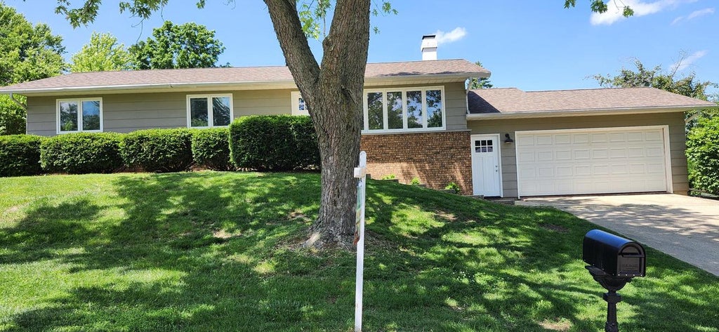 Photo of 1707 Miller ROAD, Lake Geneva, WI 53147 (MLS # 1977190)