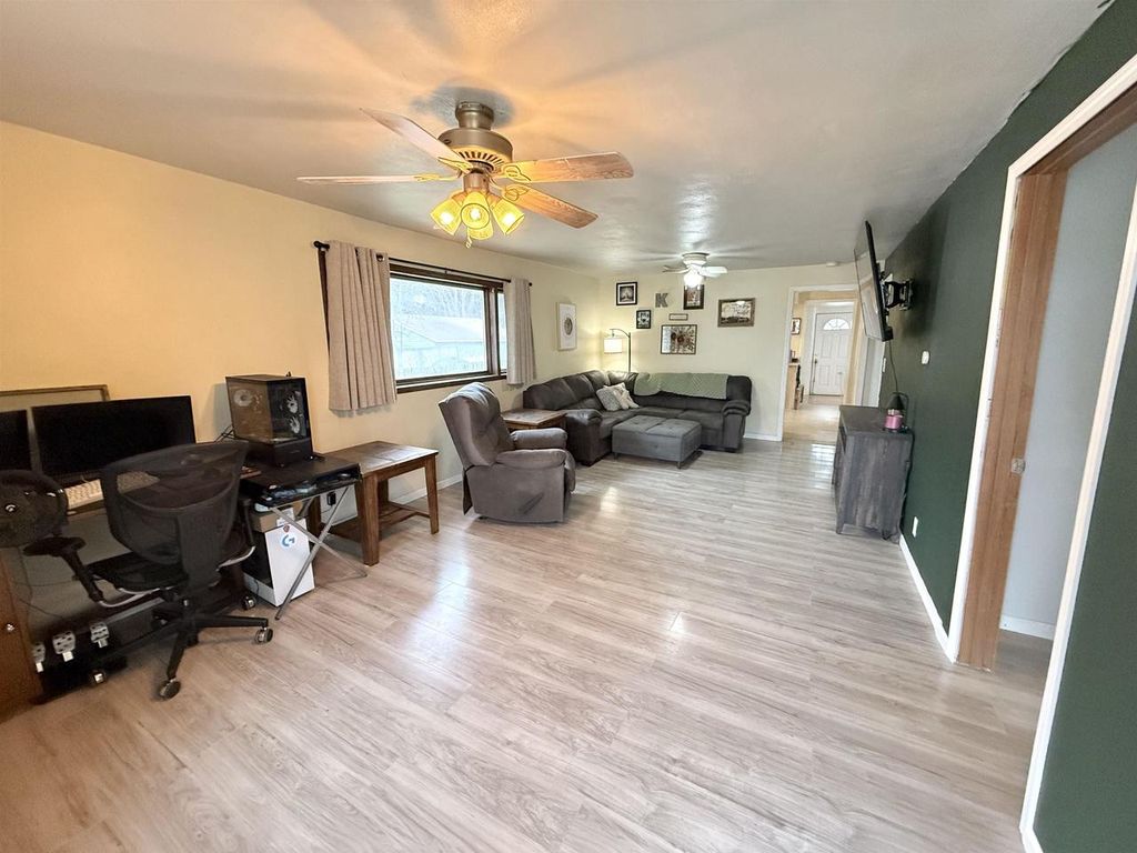 Photo of 2127 Rockport ROAD, Janesville, WI 53548 (MLS # 2018352)