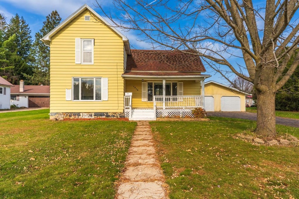 Photo of 1418 5th AVENUE, Antigo, WI 54409 (MLS # 22605359)