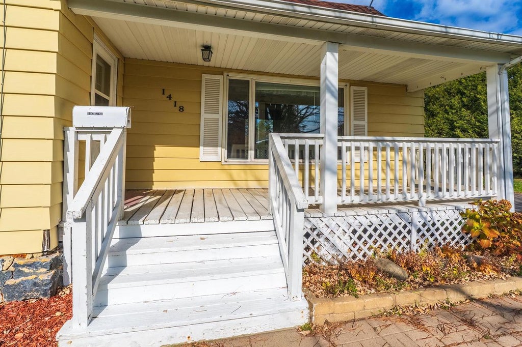 Photo of 1418 5th AVENUE, Antigo, WI 54409 (MLS # 22605359)