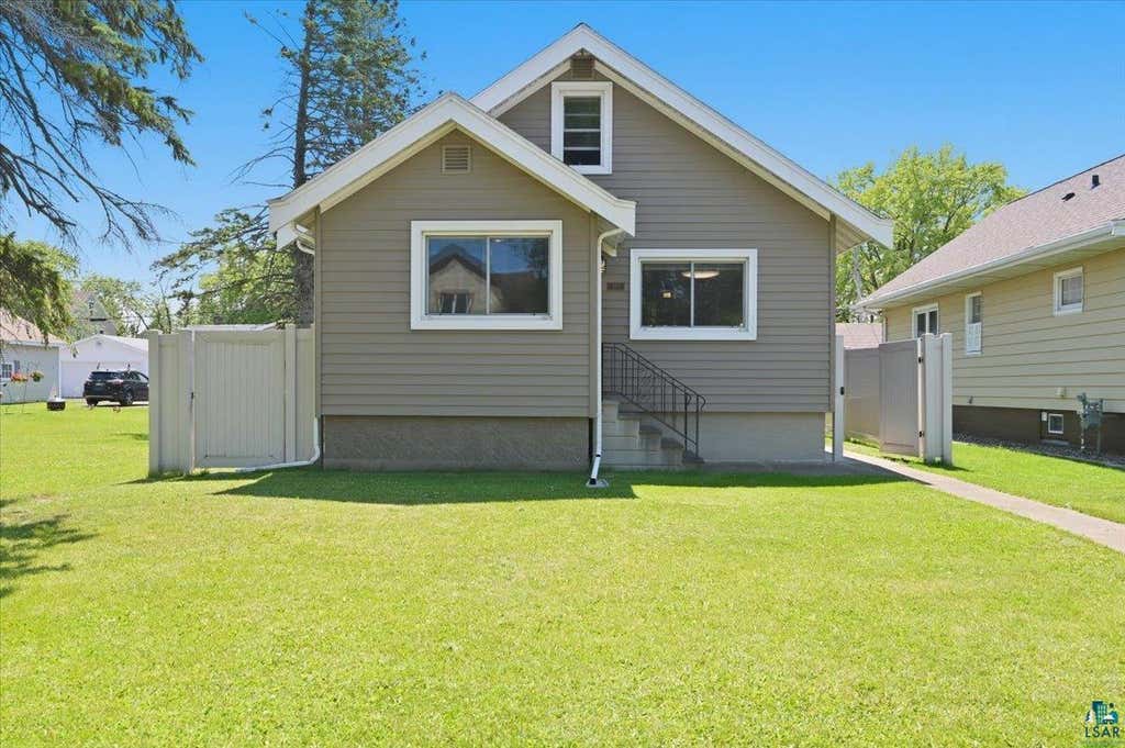 Photo of 920 N 21st STREET, Superior, WI 54880 (MLS # 6126703)