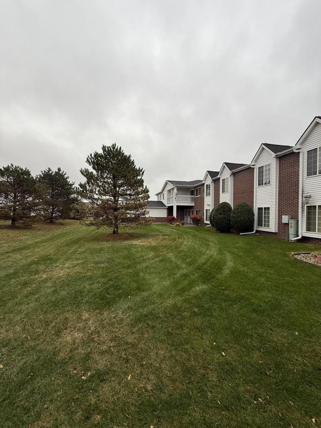 Photo of 2750 11th PLACE #508, Kenosha, WI 53140 (MLS # 1950326)