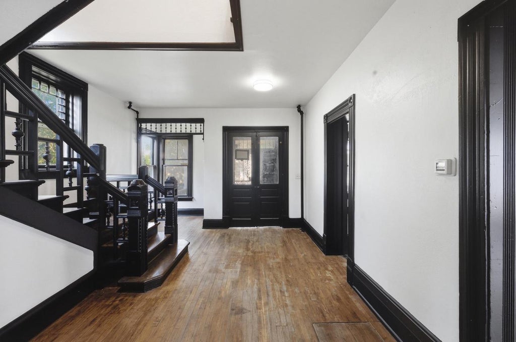 Photo of 807 N 23rd STREET N STREET N, Milwaukee, WI 53233 (MLS # 1971001)