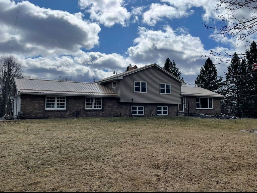 Photo of N2349 Overgaard ROAD, Elroy, WI 53929 (MLS # 2019298)