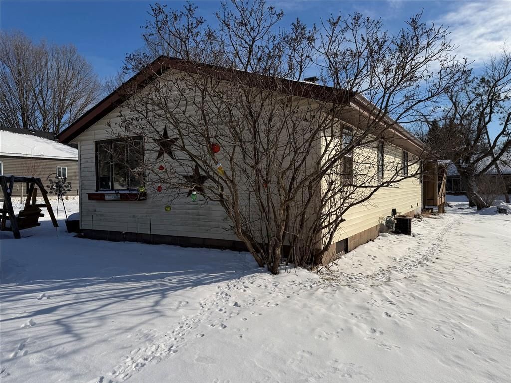 Photo of 322 6th AVENUE, Shell Lake, WI 54871 (MLS # 1598124)