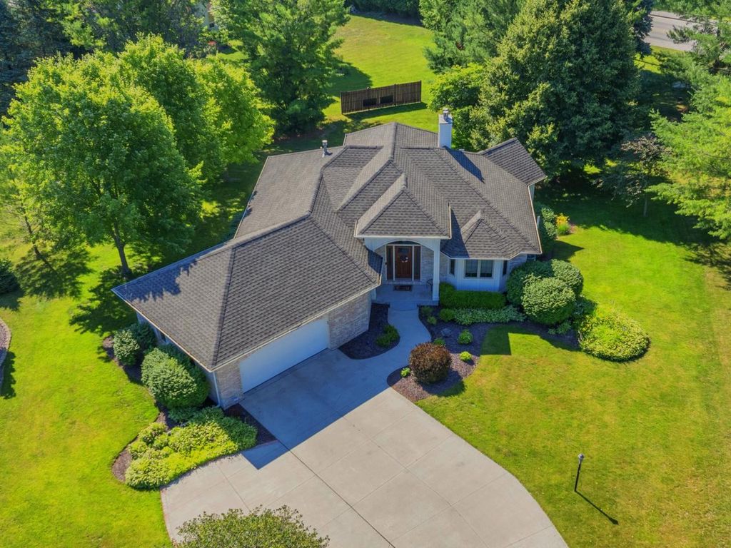 Photo of N6141 Woodland Meadows DRIVE, Sheboygan, WI 53083 (MLS # 1970281)