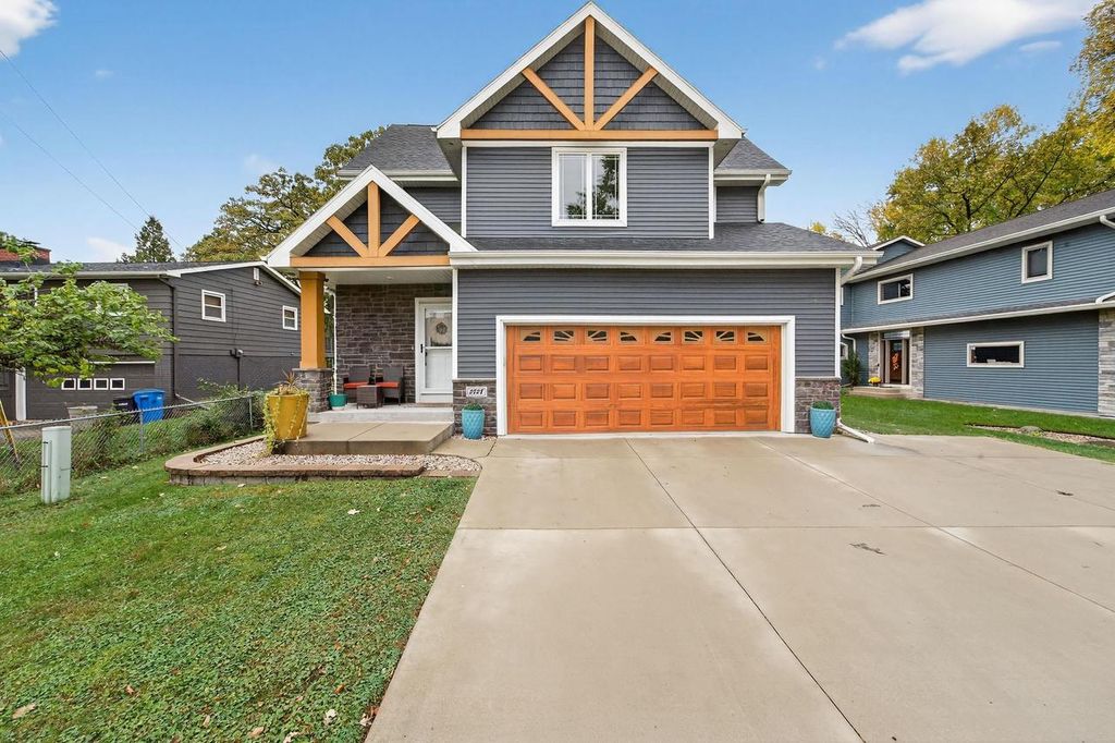 Photo of 2828 Waubesa AVENUE, Madison, WI 53711 (MLS # 2011142)