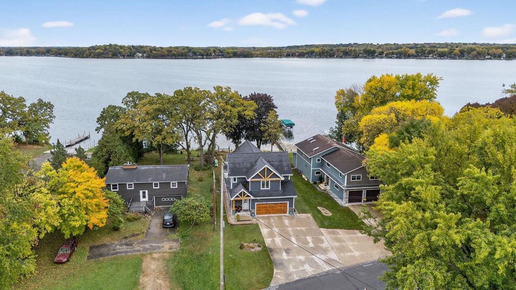 Photo of 2828 Waubesa AVENUE, Madison, WI 53711 (MLS # 2011142)
