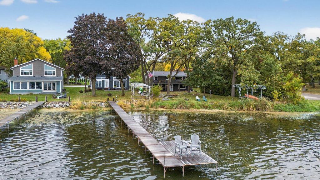 Photo of 2828 Waubesa AVENUE, Madison, WI 53711 (MLS # 2011142)