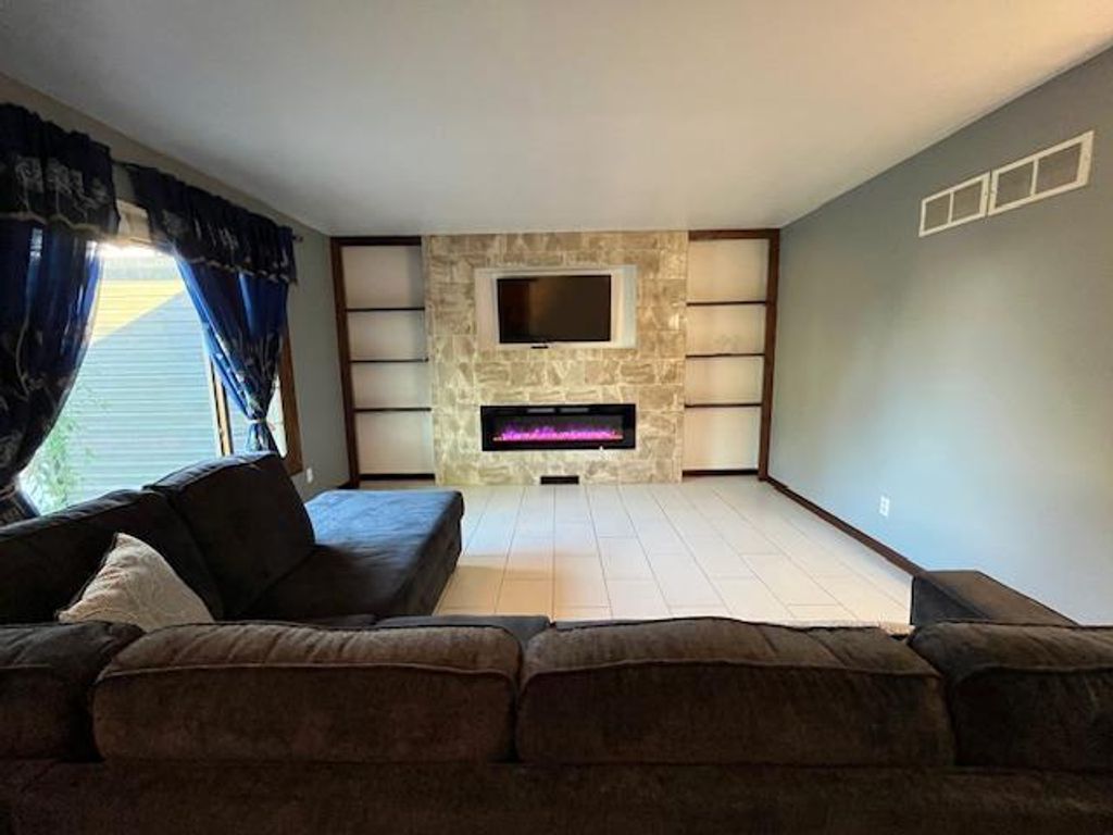 Photo of 2260 Cobblestone LANE, Beloit, WI 53511 (MLS # 2011731)