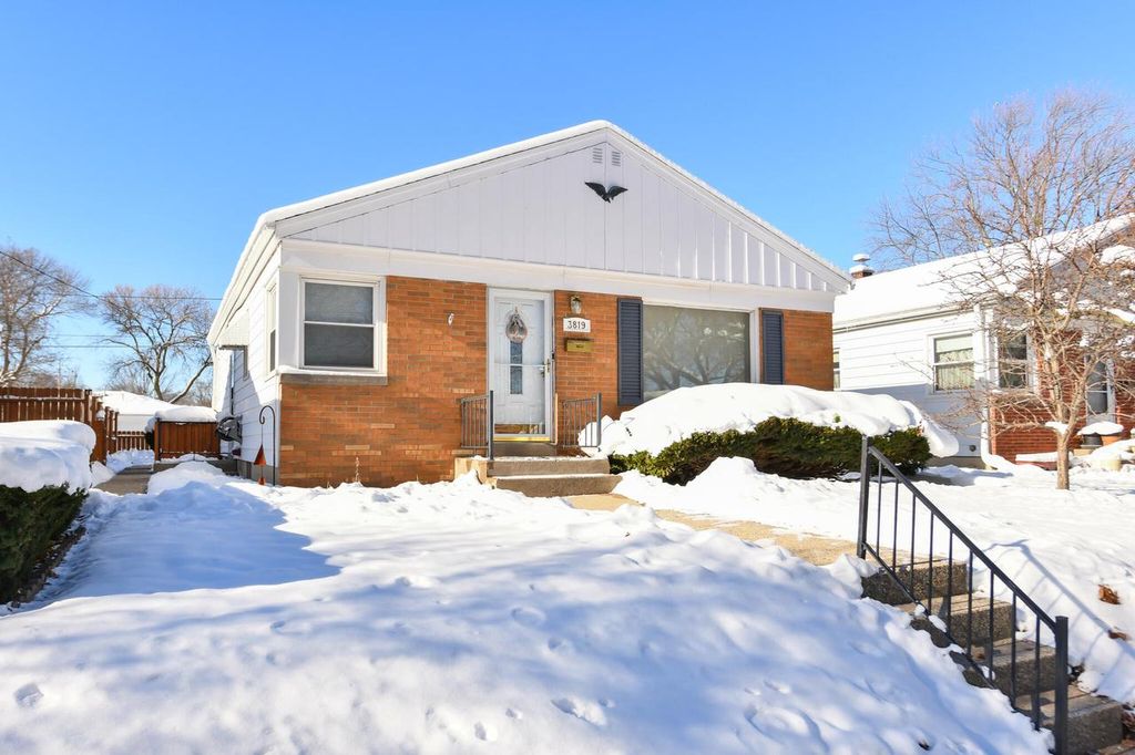 Photo of 3819 S 53rd STREET, Milwaukee, WI 53220 (MLS # 1944617)