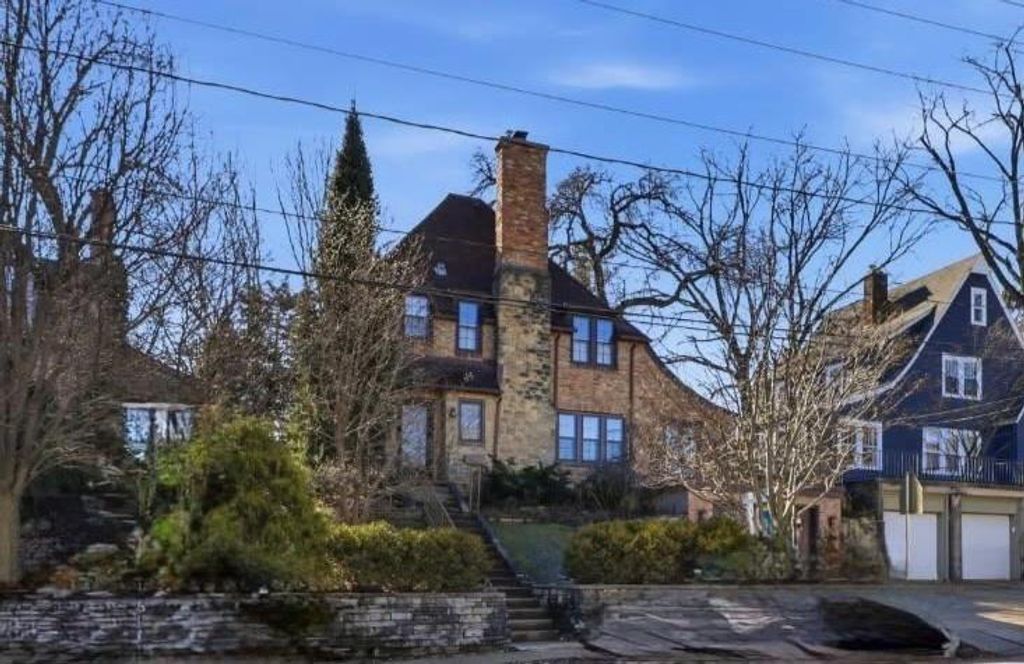 Photo of 2215 Regent STREET, Madison, WI 53726 (MLS # 2016018)