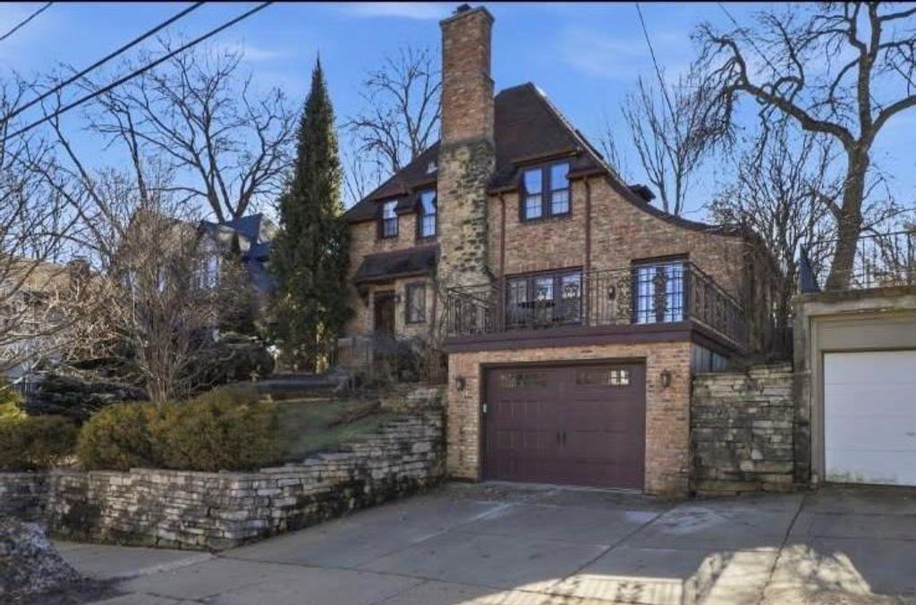 Photo of 2215 Regent STREET, Madison, WI 53726 (MLS # 2016018)