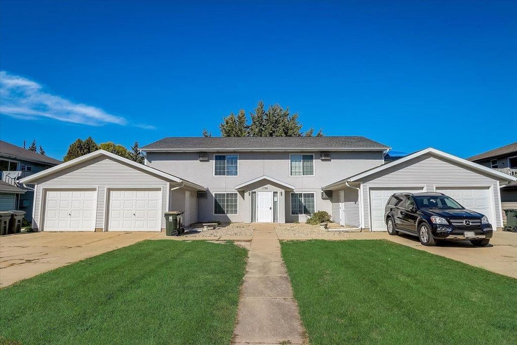 Photo of 254 N US Highway 45, Kewaskum, WI 53040 (MLS # 1944639)