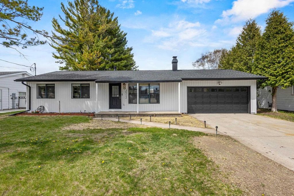 Photo of 2512 44th STREET, Two Rivers, WI 54241 (MLS # 50325364)