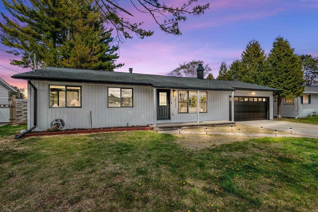 Photo of 2512 44th STREET, Two Rivers, WI 54241 (MLS # 50325364)