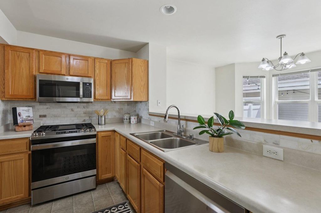 Photo of 3744 Mammoth TRAIL, Madison, WI 53719 (MLS # 2016633)