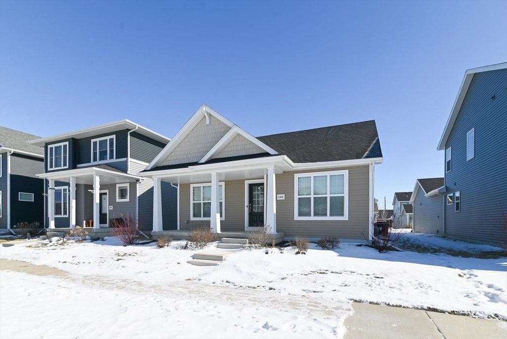 Photo of 5949 Vintage Birch WAY, Mcfarland, WI 53558 (MLS # 2016097)