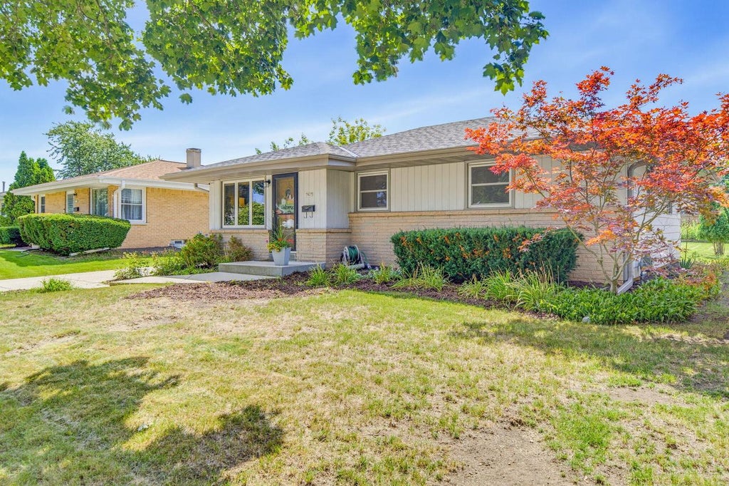 Photo of 7827 W Eden PLACE, Milwaukee, WI 53220 (MLS # 1977942)