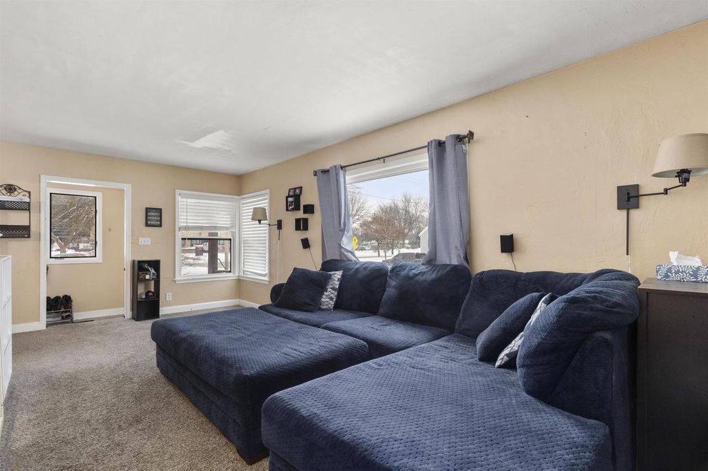 Photo of 722 E Arnold STREET, Appleton, WI 54911 (MLS # 50319083)