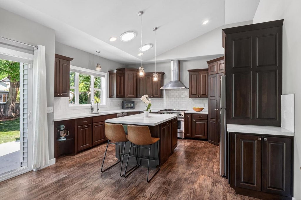Photo of 524 N Sherman AVENUE, Madison, WI 53704 (MLS # 2024703)