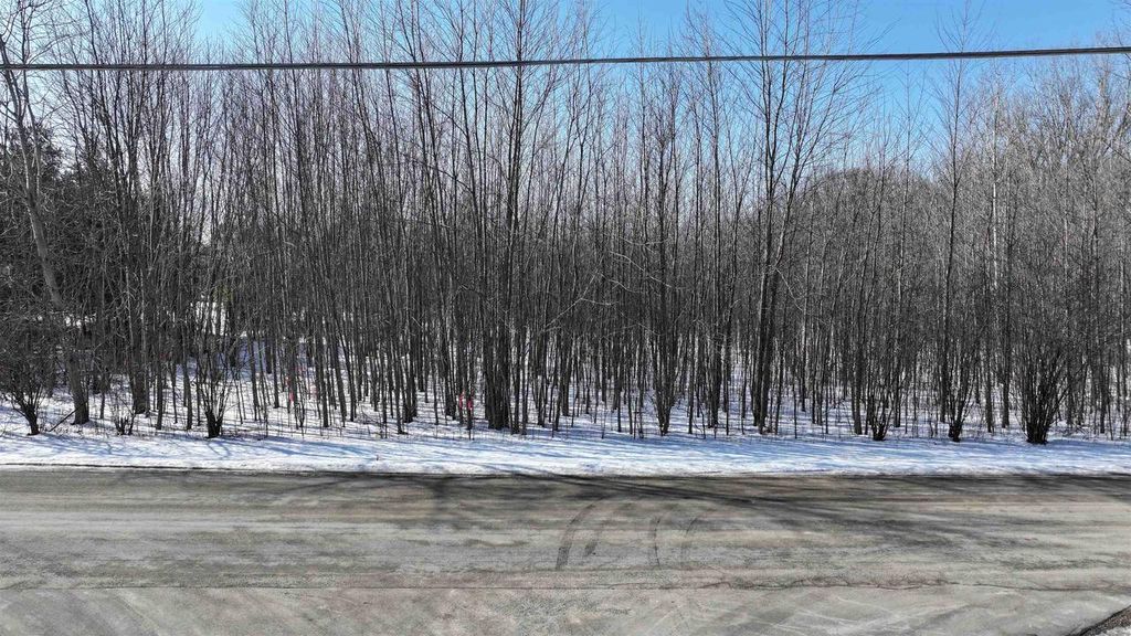 Photo of Emery LANE, Kaukauna, WI 54130 (MLS # 50321339)