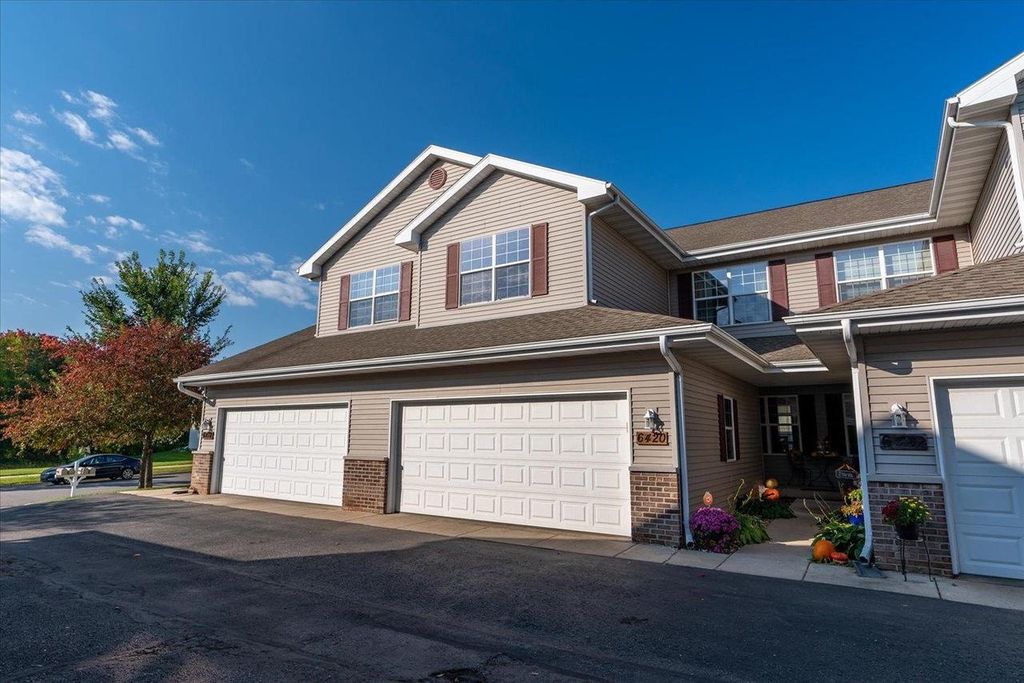 Photo of 1124 West AVENUE SOUTH AVENUE S #1126, La Crosse, WI 54601 (MLS # 1945135)