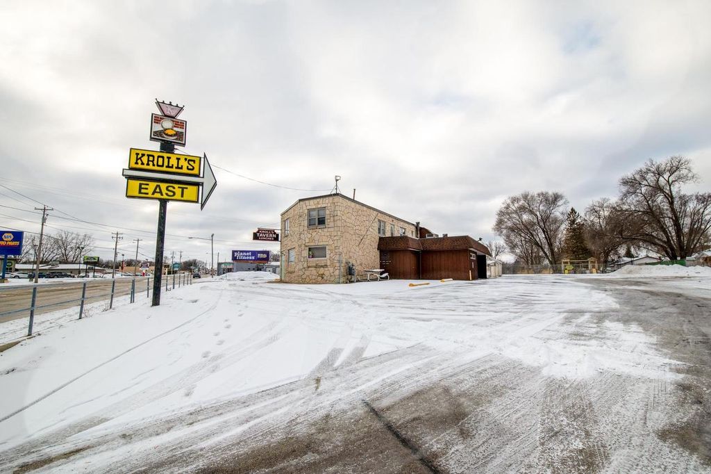 Photo of 1658 Main STREET, Green Bay, WI 54302 (MLS # 50319873)
